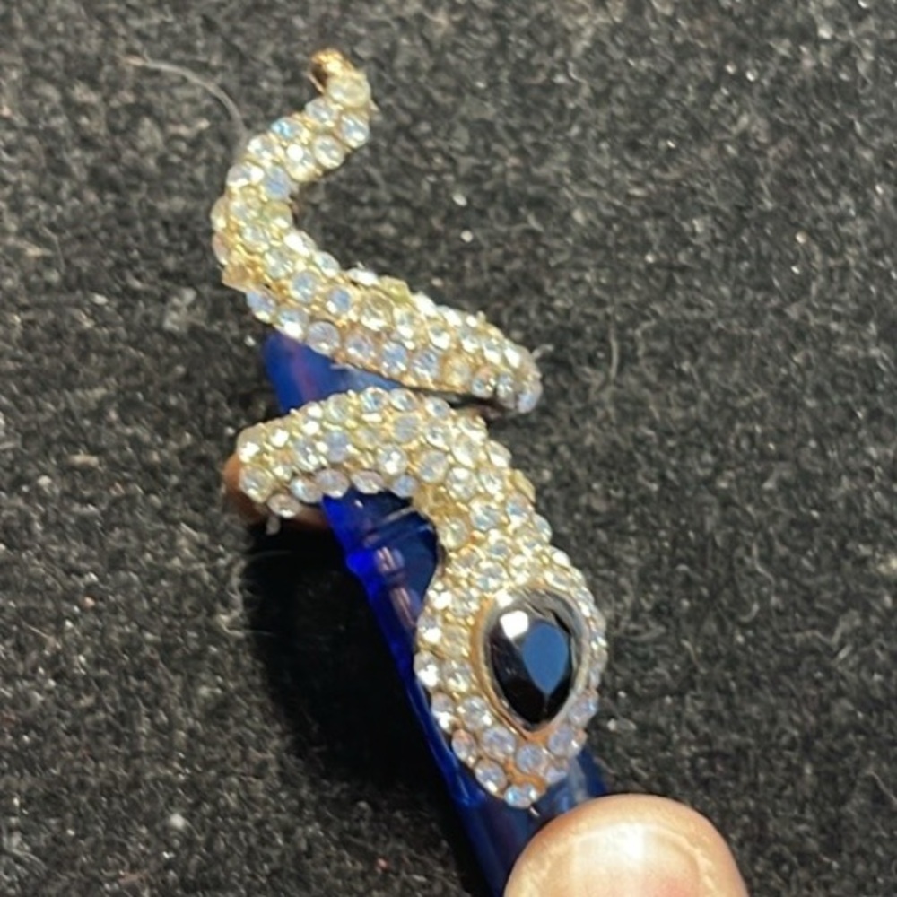 Bedazzled Adjustable Snake Ring. MA - Picture 2 of 6